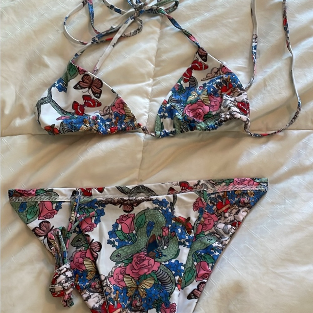 Londre Floral Print Bikini Set